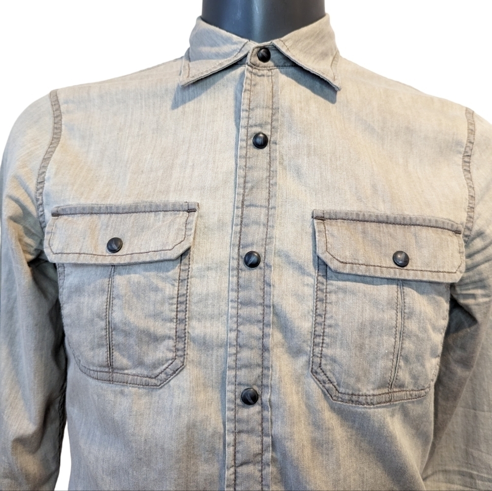 Armani Exchange grey button front shirt small